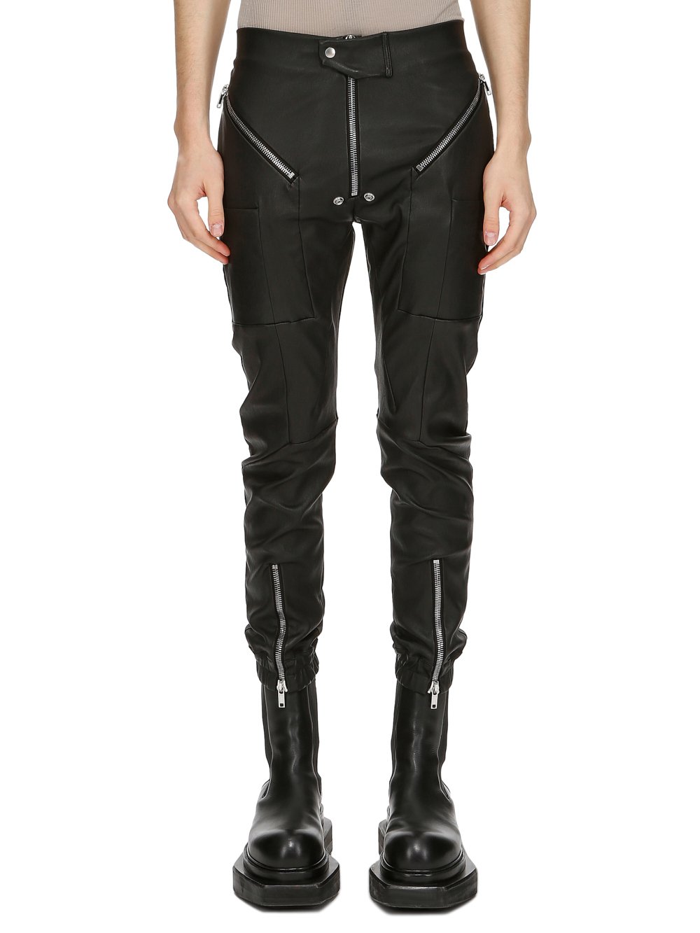 RICK OWENS FW23 LUXOR EASY STROBE CARGOS IN BLACK STRETCH LAMB LEATHER