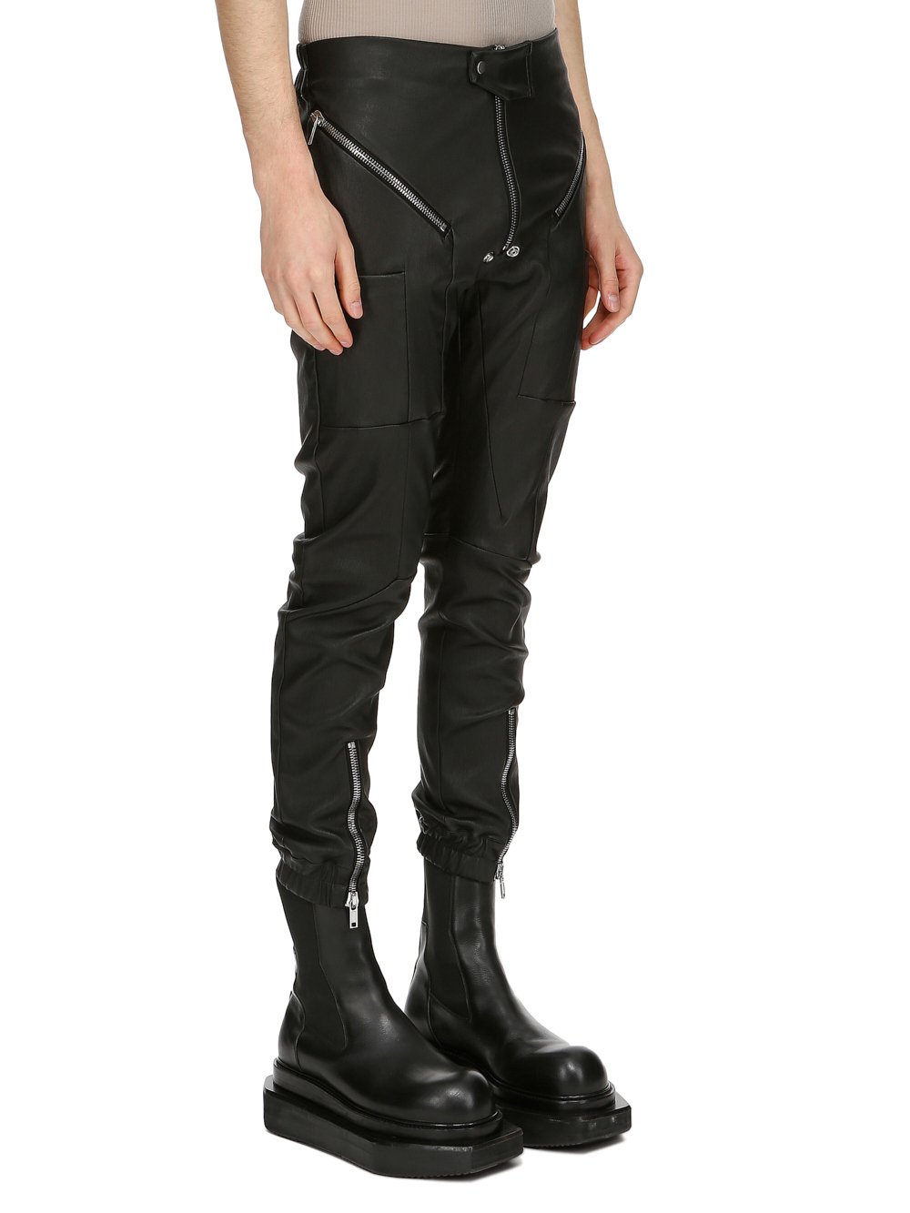 RICK OWENS FW23 LUXOR EASY STROBE CARGOS IN BLACK STRETCH LAMB LEATHER