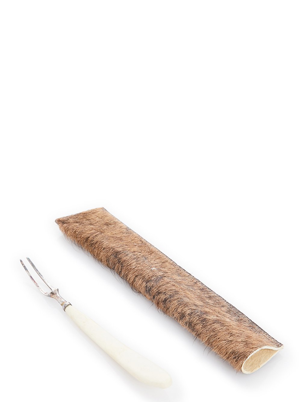 RICK OWENS SNAIL FORK FEATURES A SMALL TWO TINE STERLING TOP, AND A SLIM NATURAL COLOR BONE HANDLE.