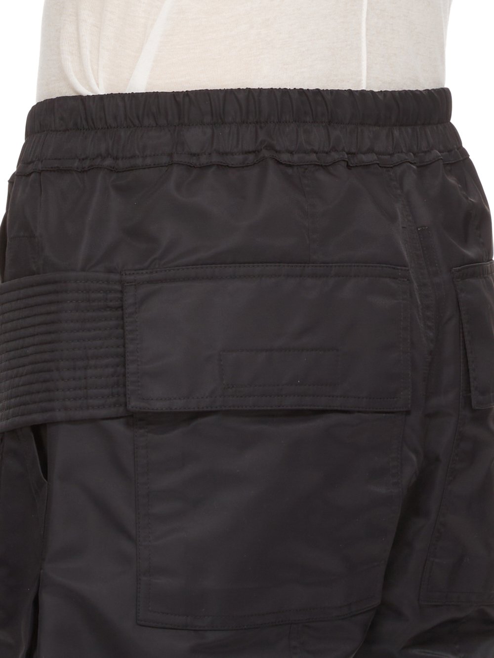 RICK OWENS FW23 LUXOR CREATCH CARGO DRAWSTRING IN BLACK RECYCLED BOMBER